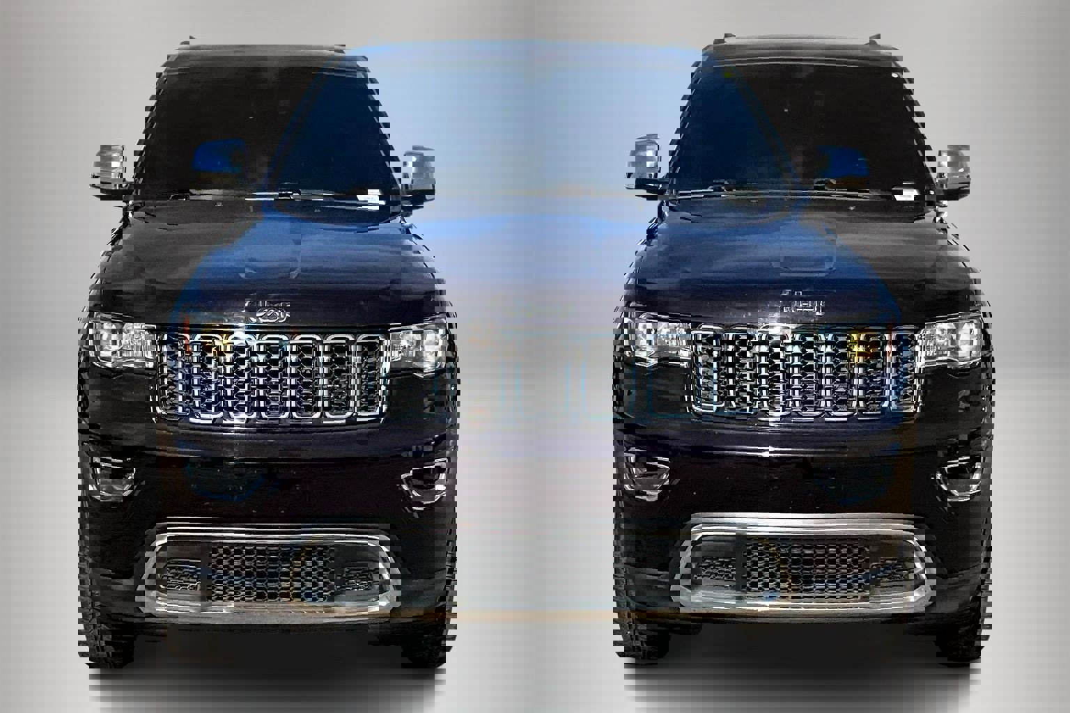 Used 2020 Jeep Grand Cherokee Limited image 2