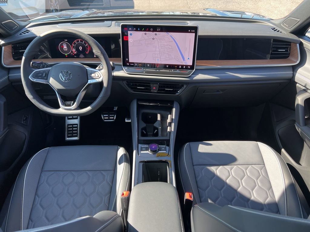 New 2026 Volkswagen Tiguan SEL R-Line image 25