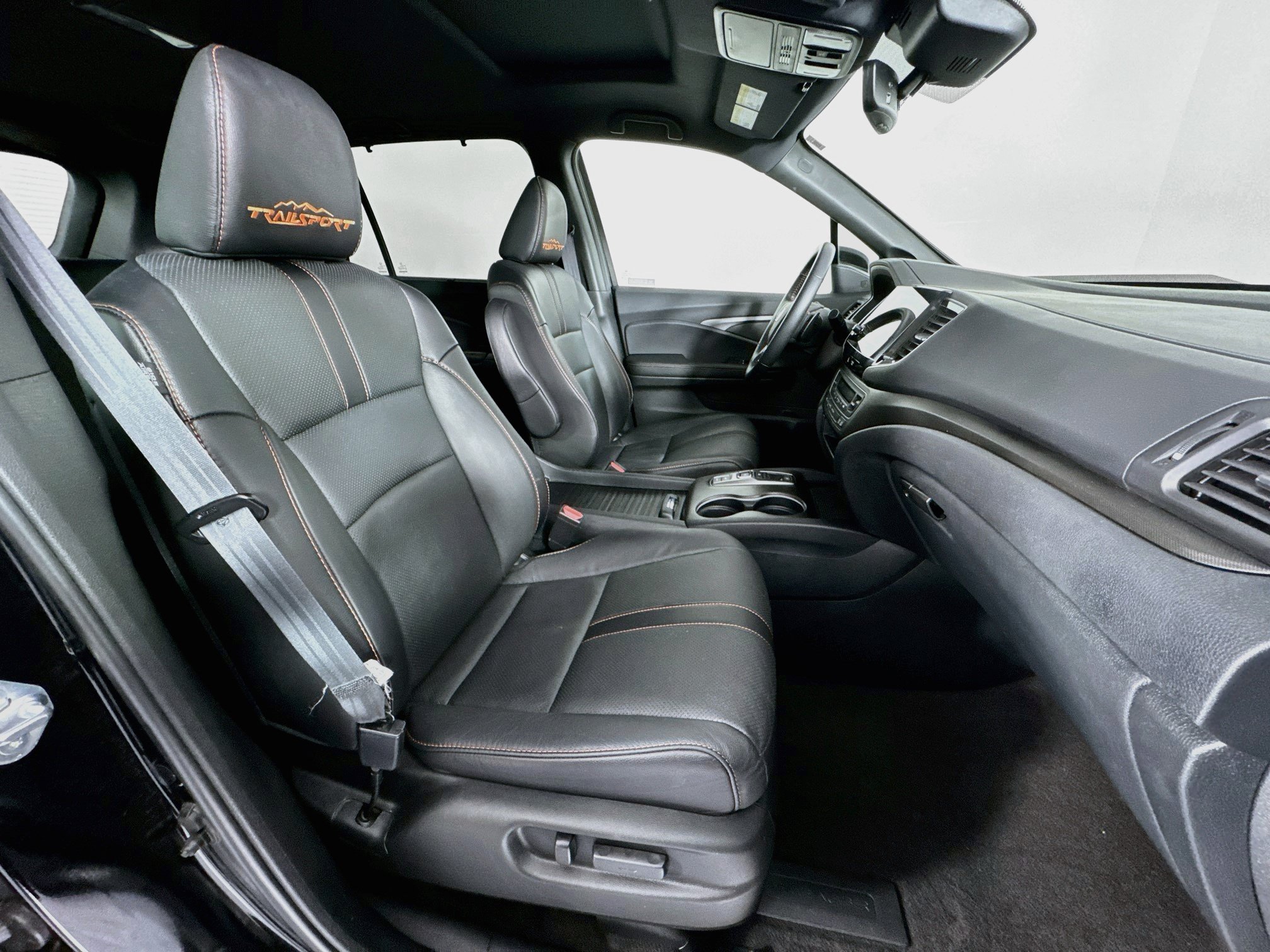 Certified 2022 Honda Passport TrailSport image 29
