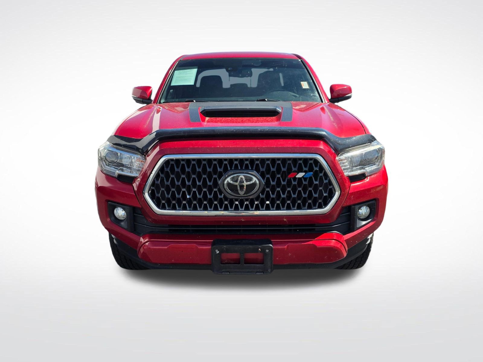 Used 2018 Toyota Tacoma TRD Sport w/ Technology Package RWD image 3