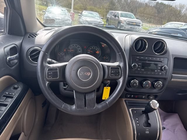 Used 2015 Jeep Patriot High Altitude AWD/4WD image 14