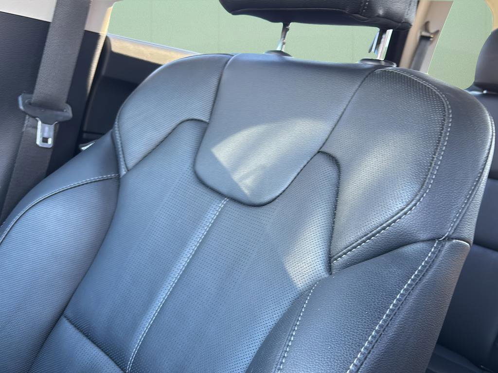 Used 2024 Kia Telluride EX w/ EX Captain's Chair Package image 47