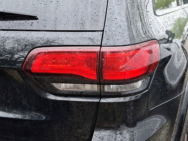 Used 2020 Jeep Grand Cherokee Altitude AWD/4WD image 8