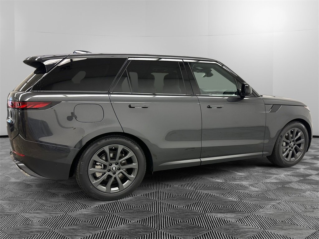 New 2025 Land Rover Range Rover Sport SE image 5