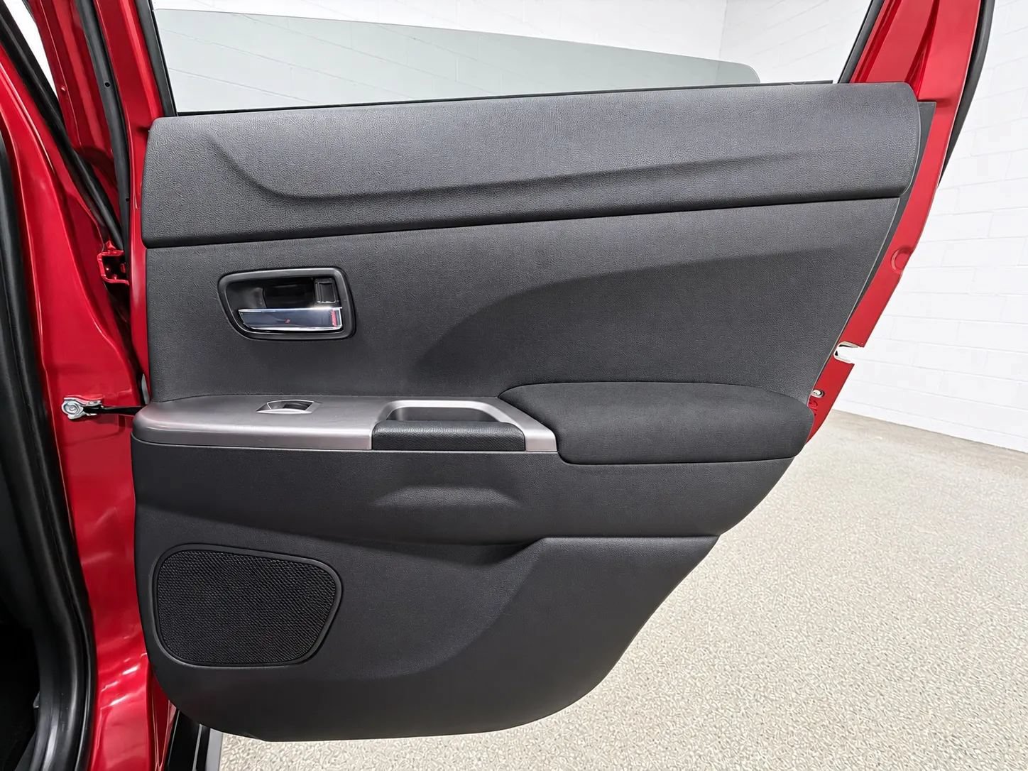 Used 2019 Mitsubishi Outlander Sport SE AWD/4WD image 27