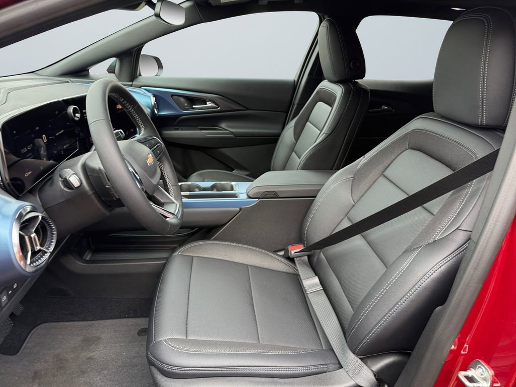 New 2026 Chevrolet Equinox EV LT image 9