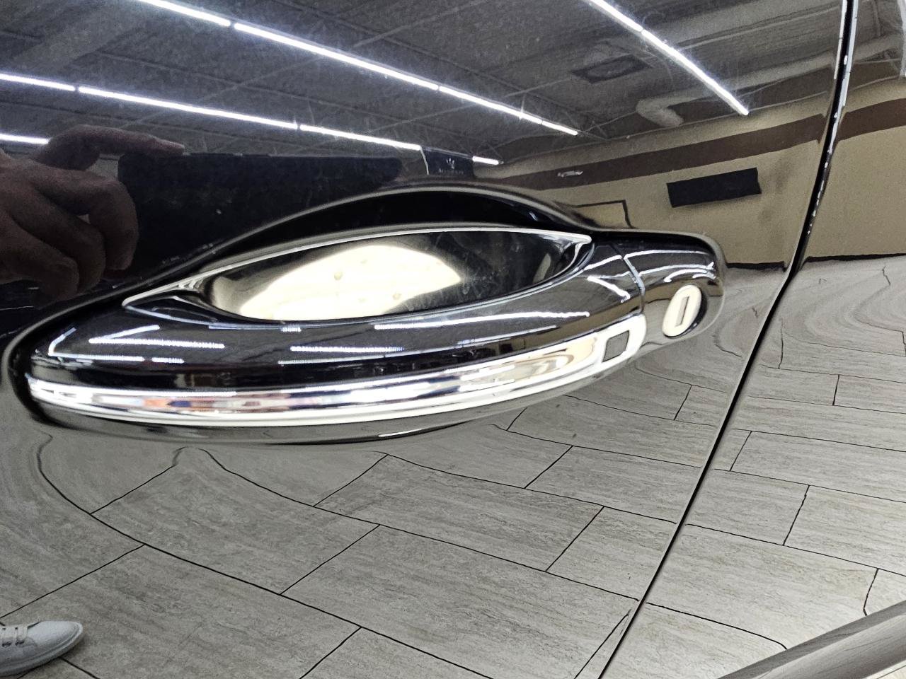 Used 2014 Bentley Flying Spur W12 AWD/4WD image 12