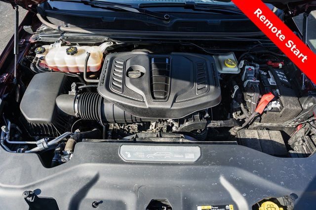 Used 2024 Jeep Wagoneer L Series III w/ Flexible Seating Group image 13