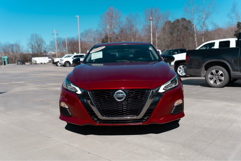 Used 2019 Nissan Altima 2.5 SR w/ SR Premium Package image 2
