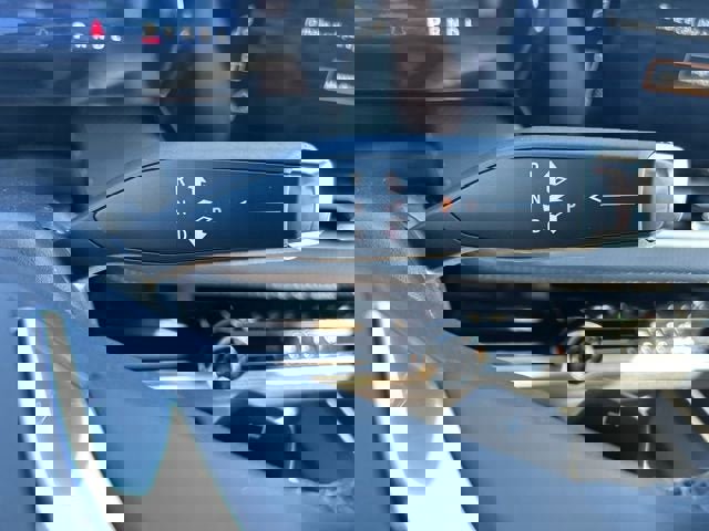 New 2026 Chevrolet Equinox LT image 18