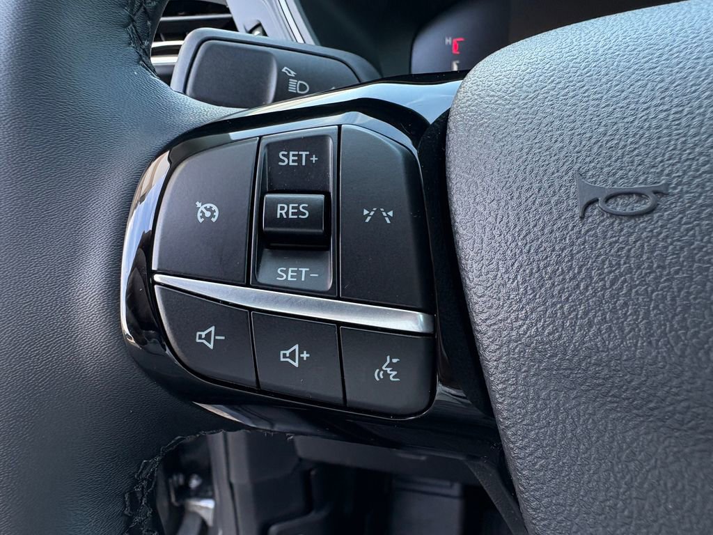 Used 2023 Ford Escape Active image 22