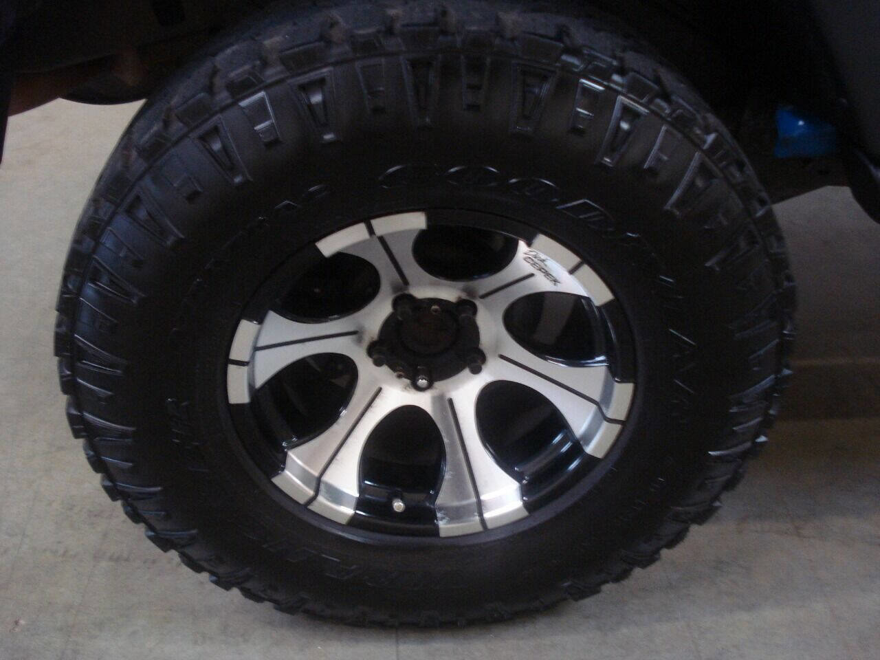 Used 2011 Jeep Wrangler Unlimited Sport image 9