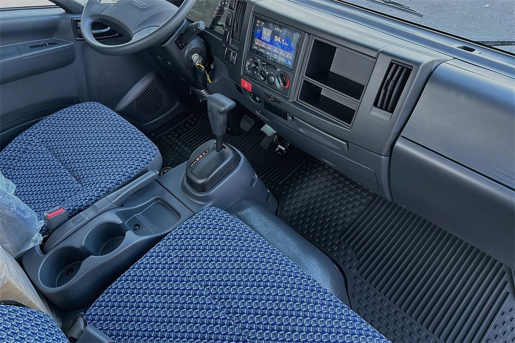 Used 2024 Isuzu NPR image 12