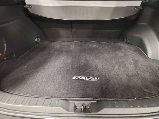 Used 2019 Toyota RAV4 Limited w/ Cold Weather Package FWD image 26