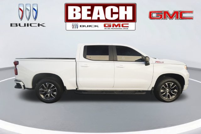 Used 2022 Chevrolet Silverado 1500 RST AWD/4WD image 3