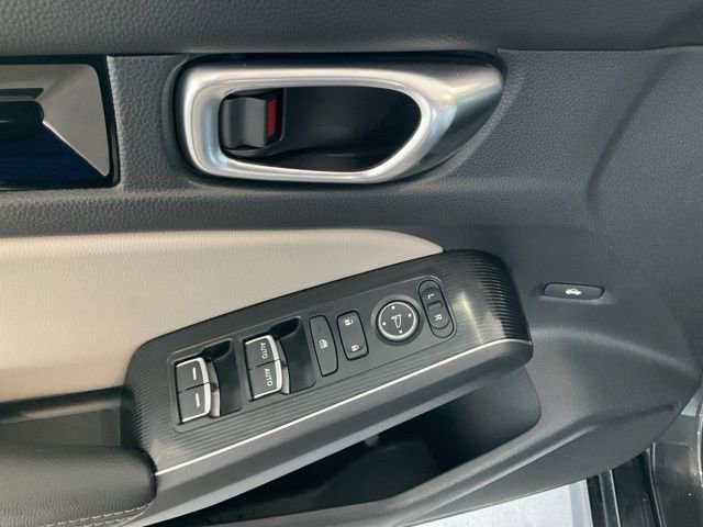 Used 2023 Honda Civic Touring image 6