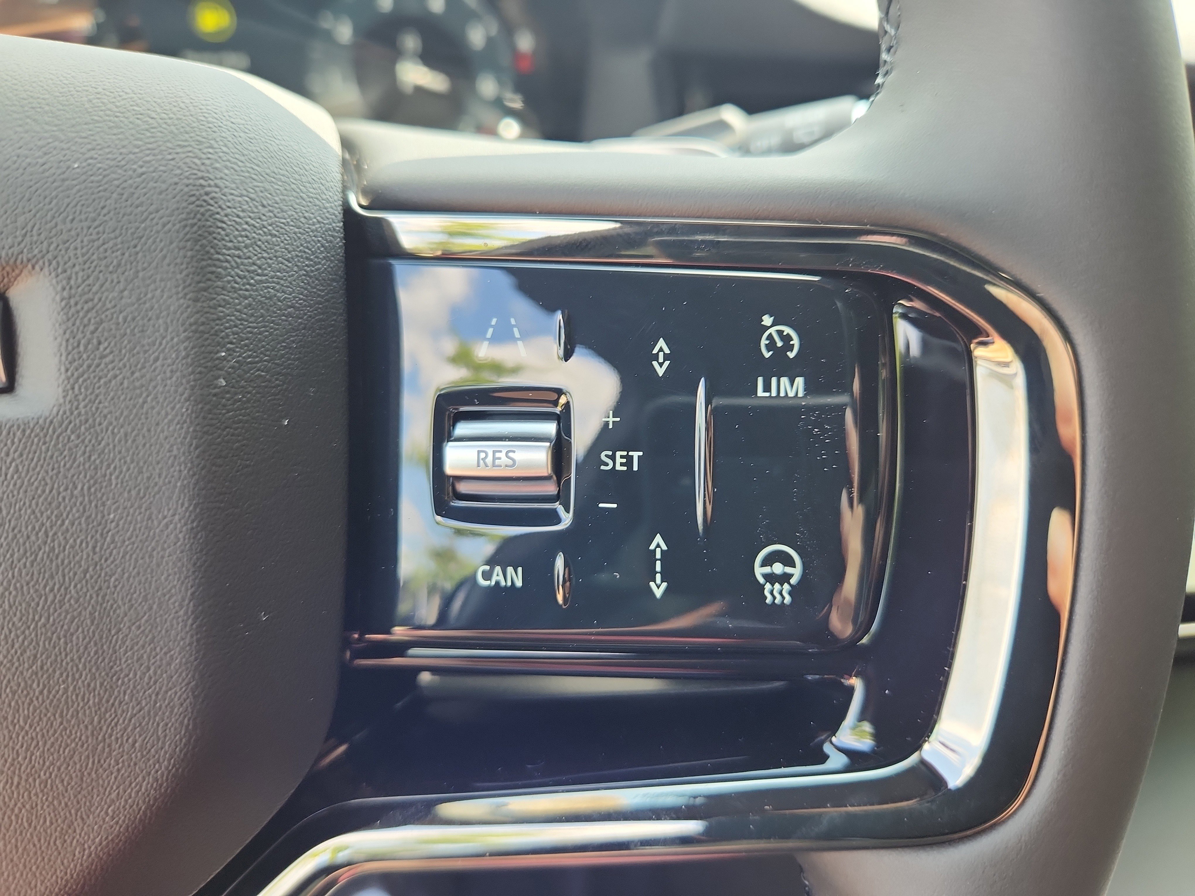 New 2026 Land Rover Range Rover Evoque S image 20