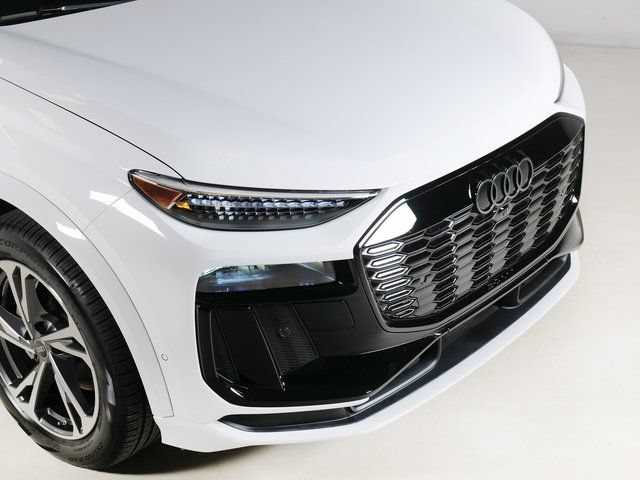 Certified 2027 Audi Q6 e-tron Premium Plus w/ Premium Plus AWD/4WD image 30