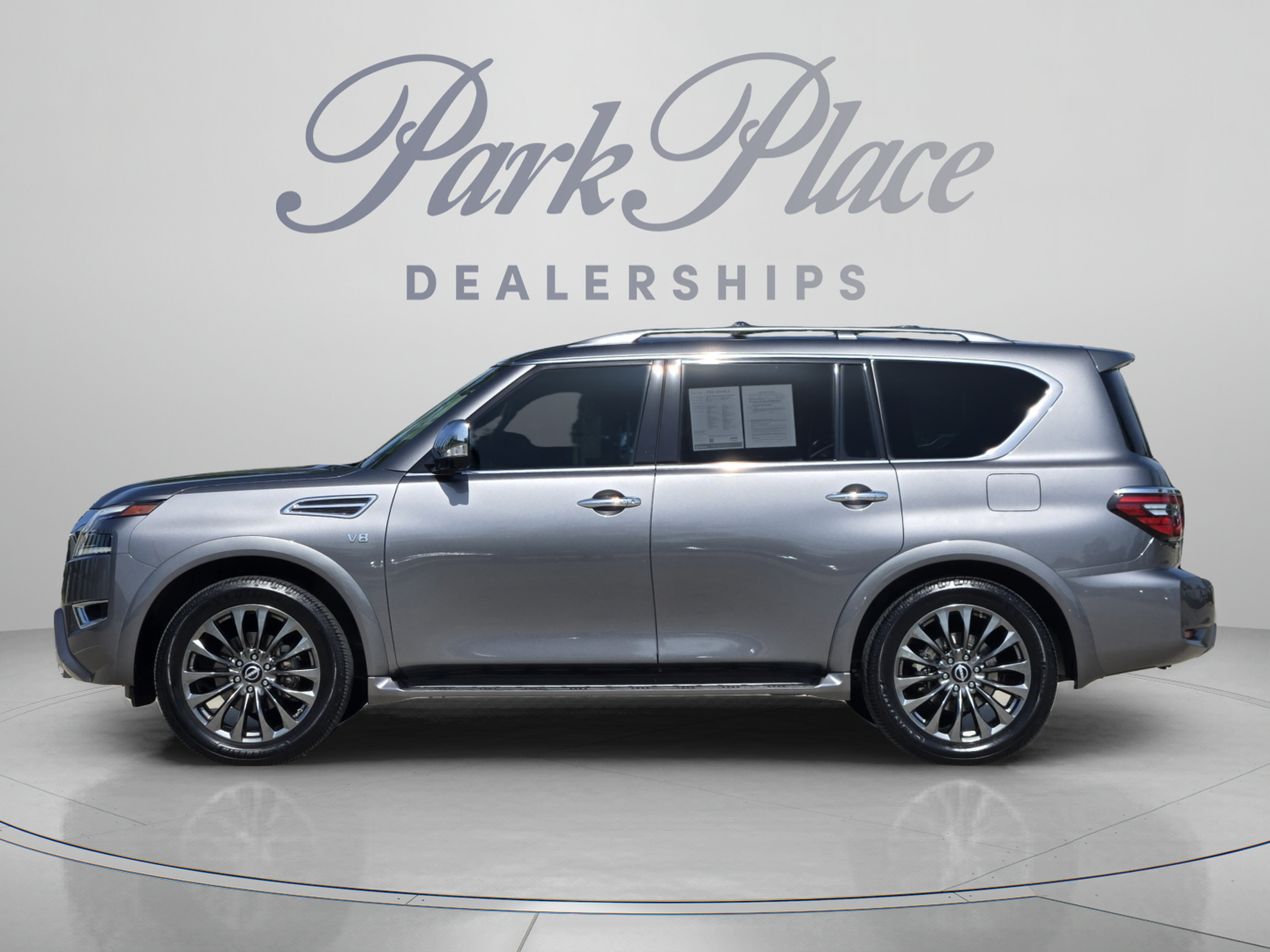 Used 2022 Nissan Armada Platinum RWD image 2