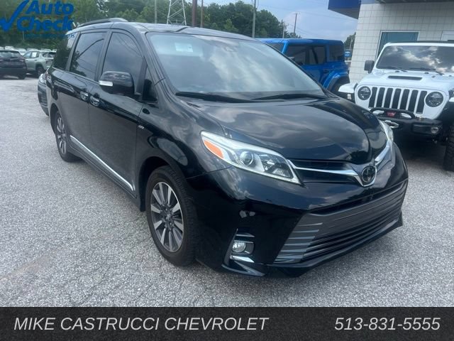 Used 2019 Toyota Sienna Limited Premium AWD/4WD image 2