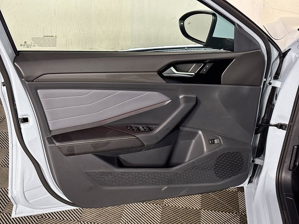 New 2025 Volkswagen Jetta SEL image 10