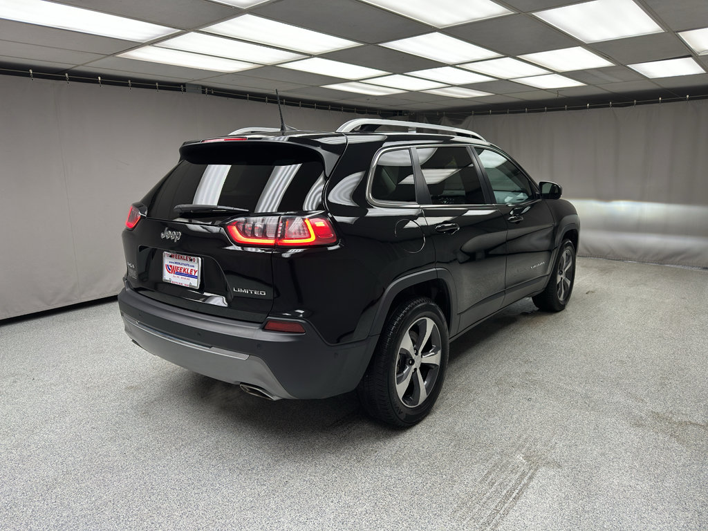 Used 2019 Jeep Cherokee Limited w/ Technology Group AWD/4WD image 12