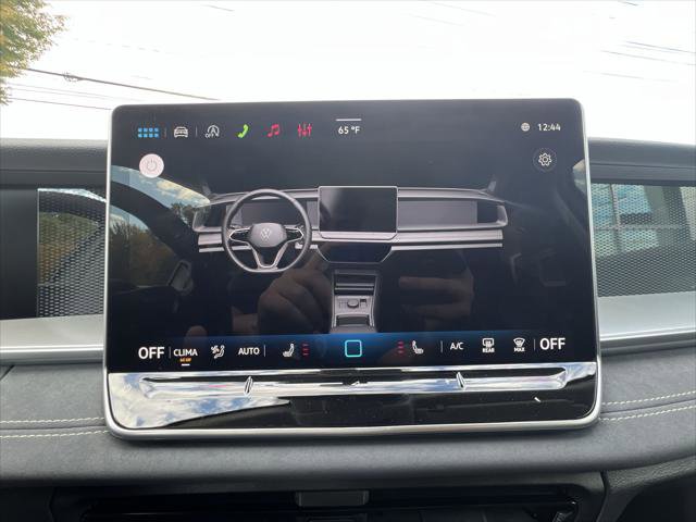 New 2026 Volkswagen Tiguan SE image 18