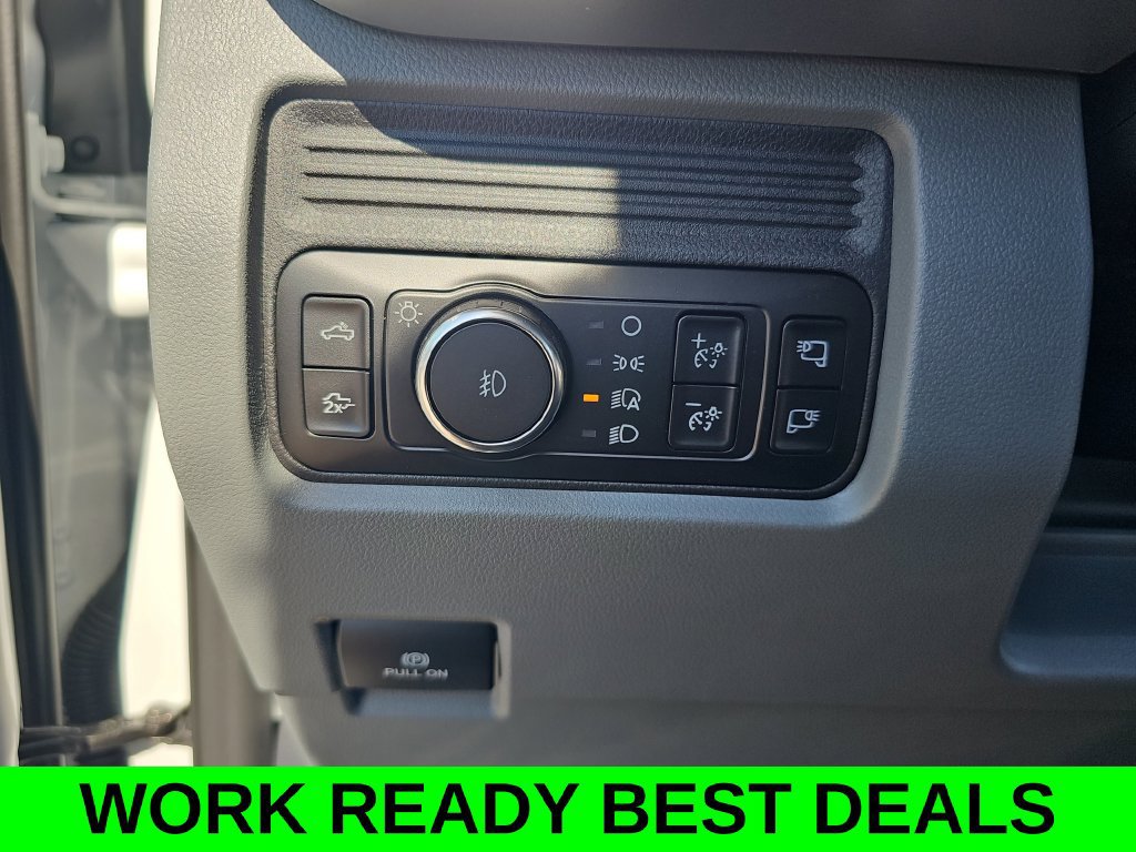 New 2026 Ford F250 XLT w/ XLT Premium Package AWD/4WD image 26
