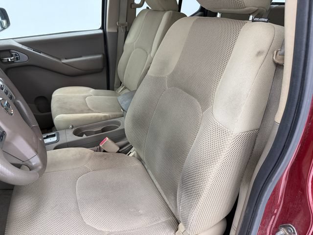 Used 2014 Nissan Frontier SV RWD image 12