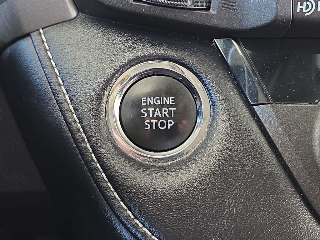 Used 2018 Toyota RAV4 XLE w/ Plus Extra Value Package image 16