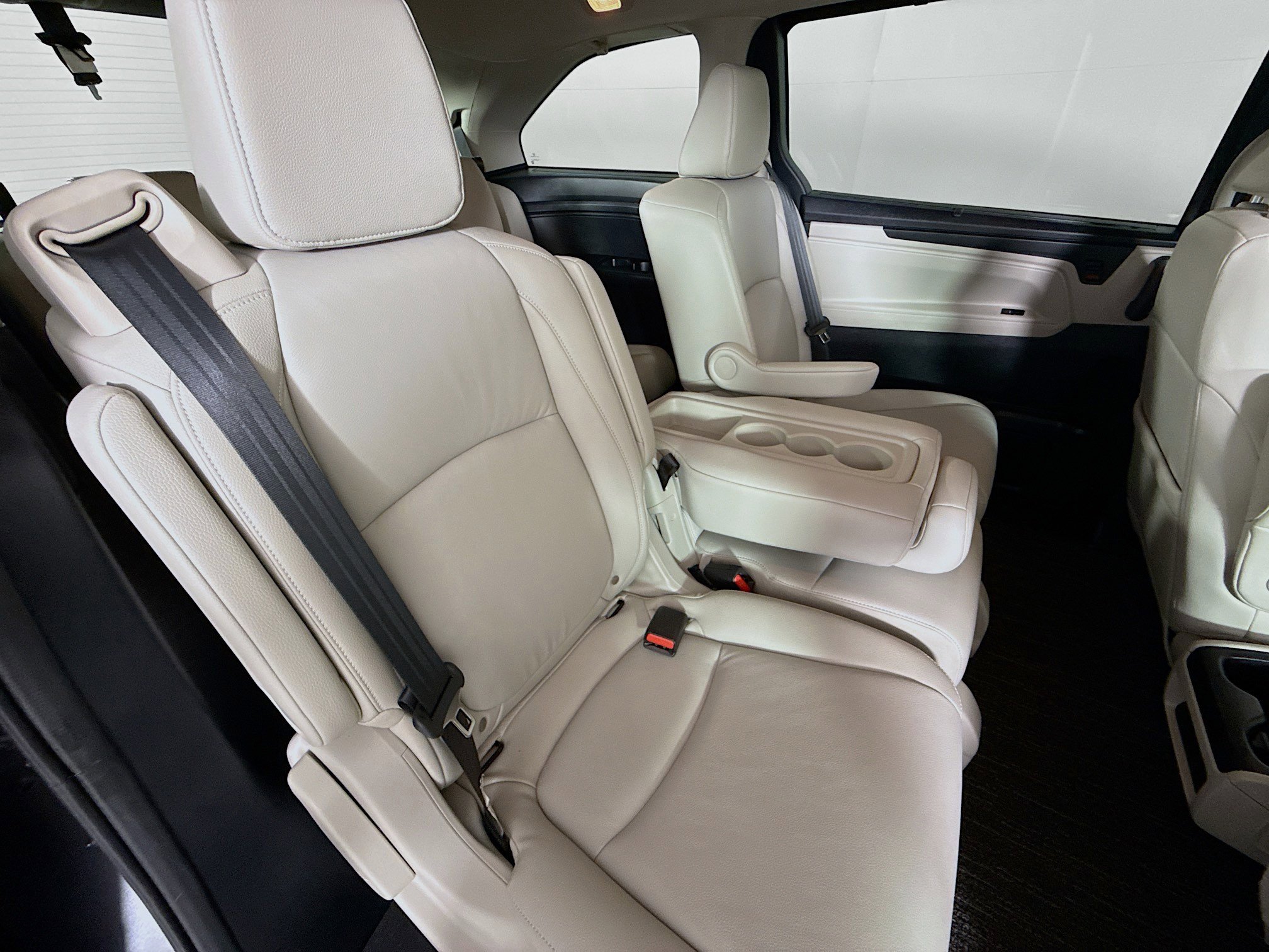 Certified 2026 Honda Odyssey EX-L image 35