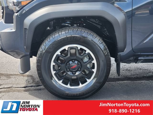 Used 2024 Toyota Tacoma TRD Off-Road AWD/4WD image 13