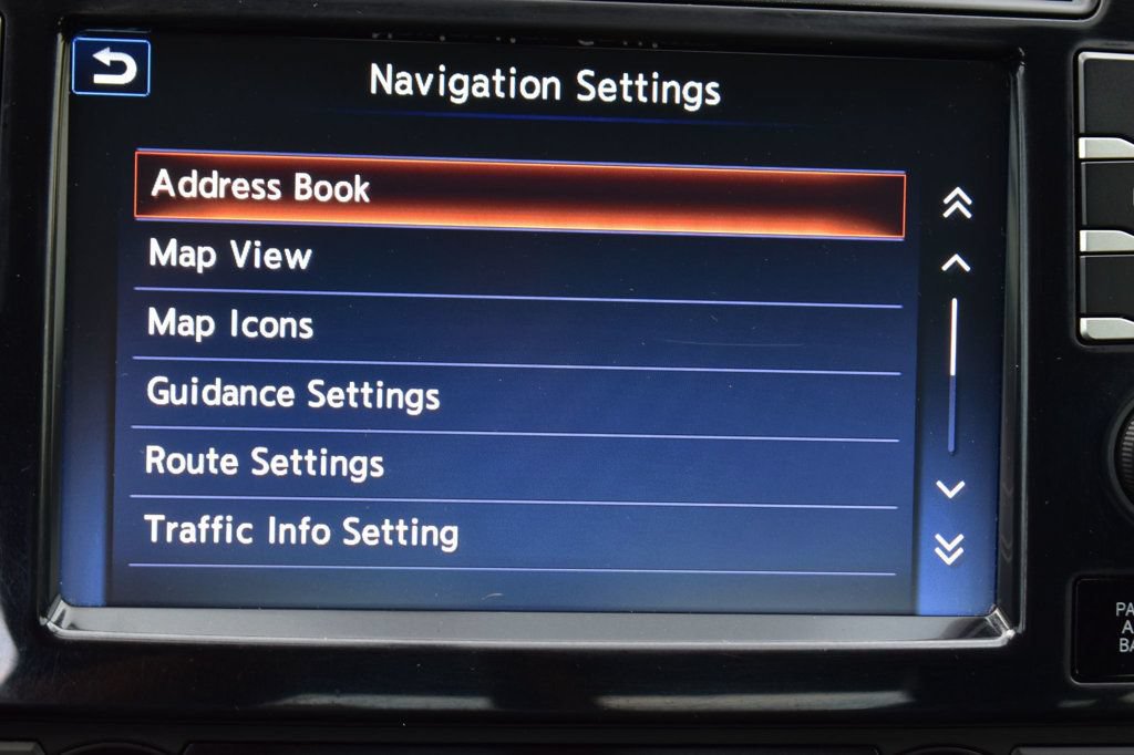 Used 2017 Nissan Maxima FWD image 34