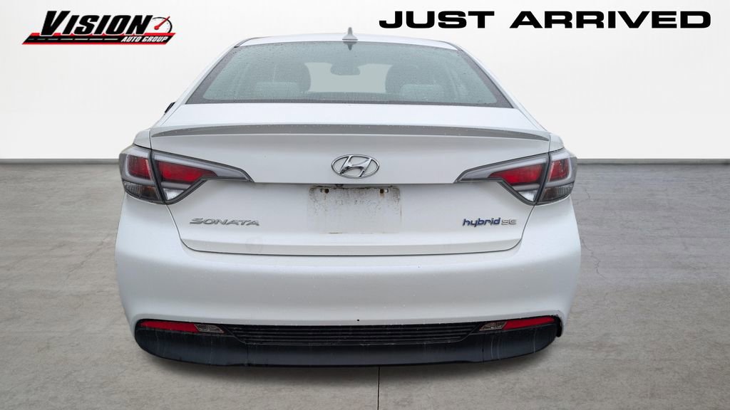 Used 2016 Hyundai Sonata SE FWD image 4
