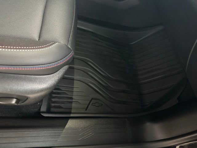 Used 2024 Chevrolet Equinox EV RS image 17