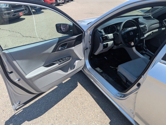 Used 2014 Honda Accord LX image 8