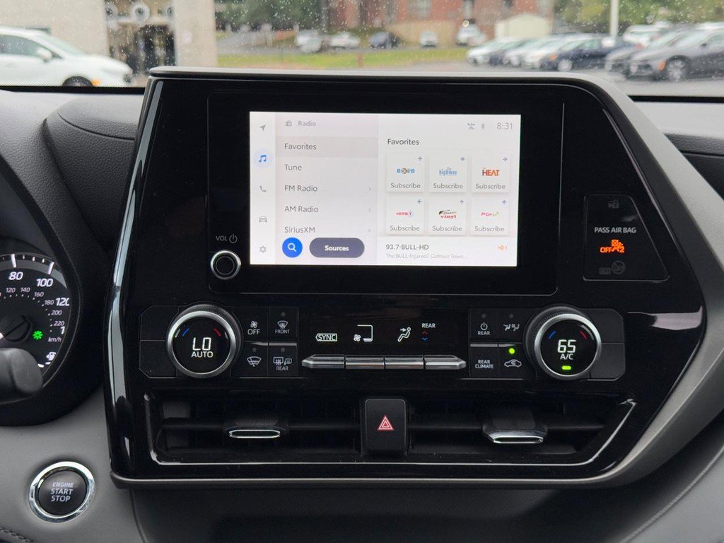 Used 2023 Toyota Highlander LE image 15