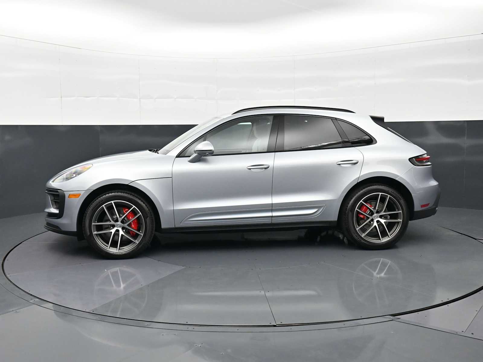 New 2026 Porsche Macan S AWD/4WD image 2