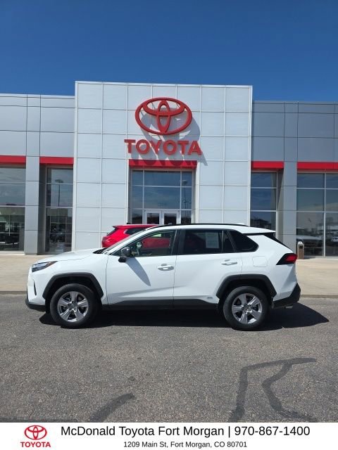 Used 2025 Toyota RAV4 LE image 2