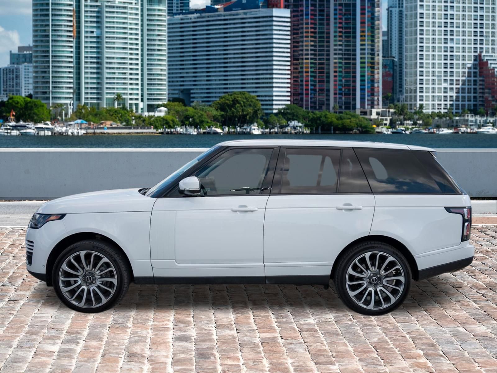 Used 2018 Land Rover Range Rover Supercharged AWD/4WD image 11