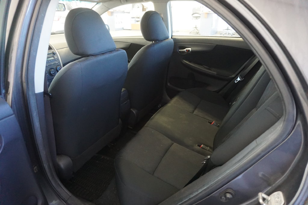 Used 2009 Toyota Corolla S FWD image 9