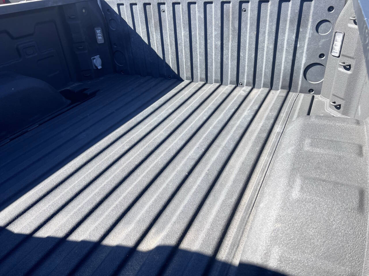 Used 2020 Chevrolet Silverado 1500 LTZ w/ LTZ Plus Package image 29