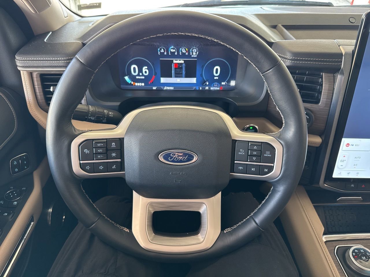 Used 2024 Ford Expedition Limited image 22