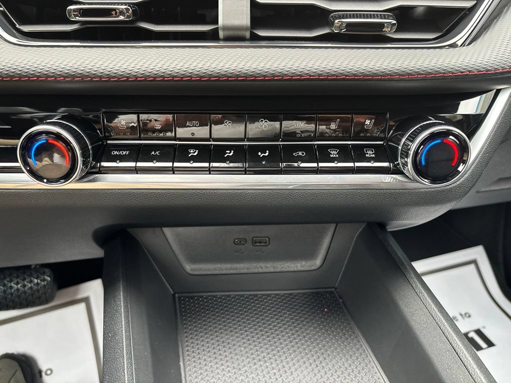 New 2027 Chevrolet Equinox RS w/ Safety and Technology Package AWD/4WD image 24