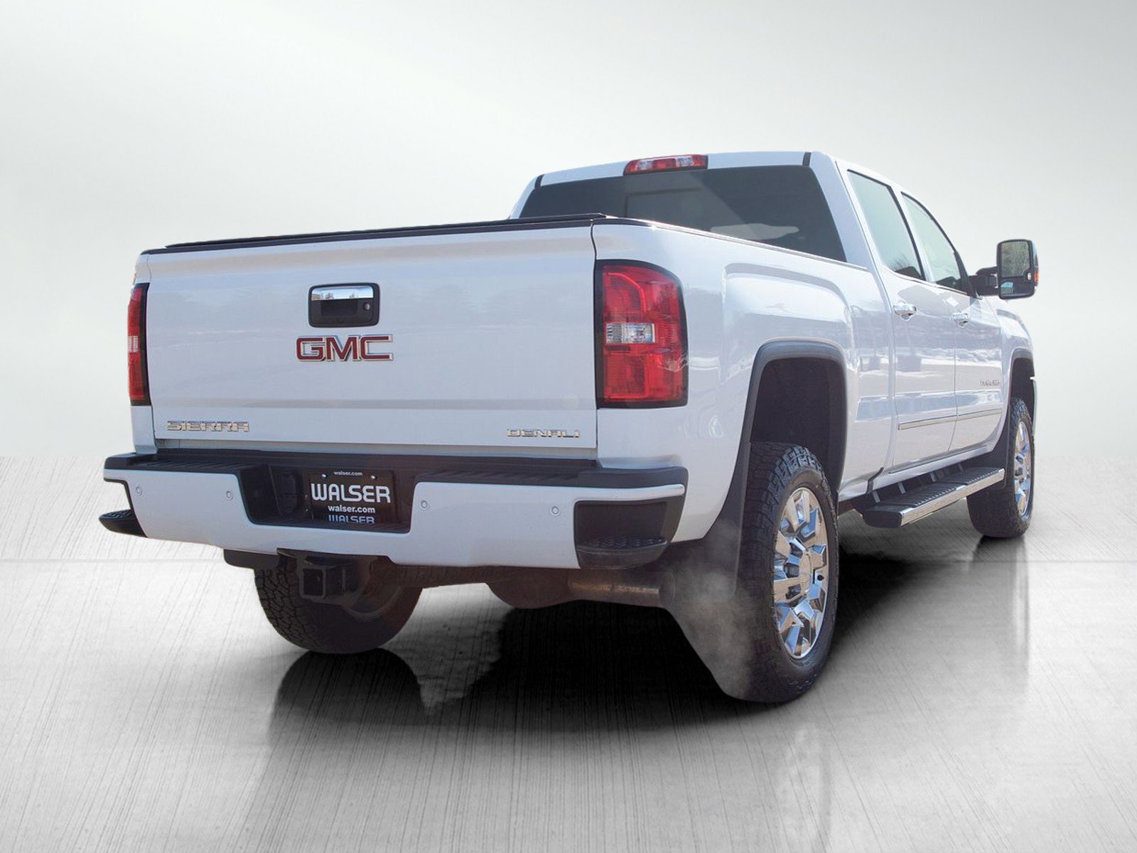 Used 2018 GMC Sierra 2500 Denali image 5