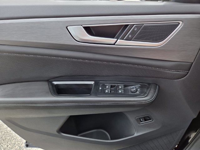 New 2026 Volkswagen Atlas Cross Sport SE FWD image 27