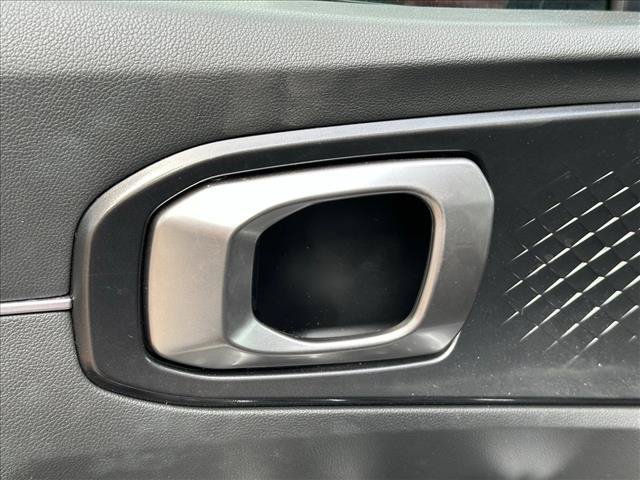 Used 2023 Kia Sorento S FWD image 17