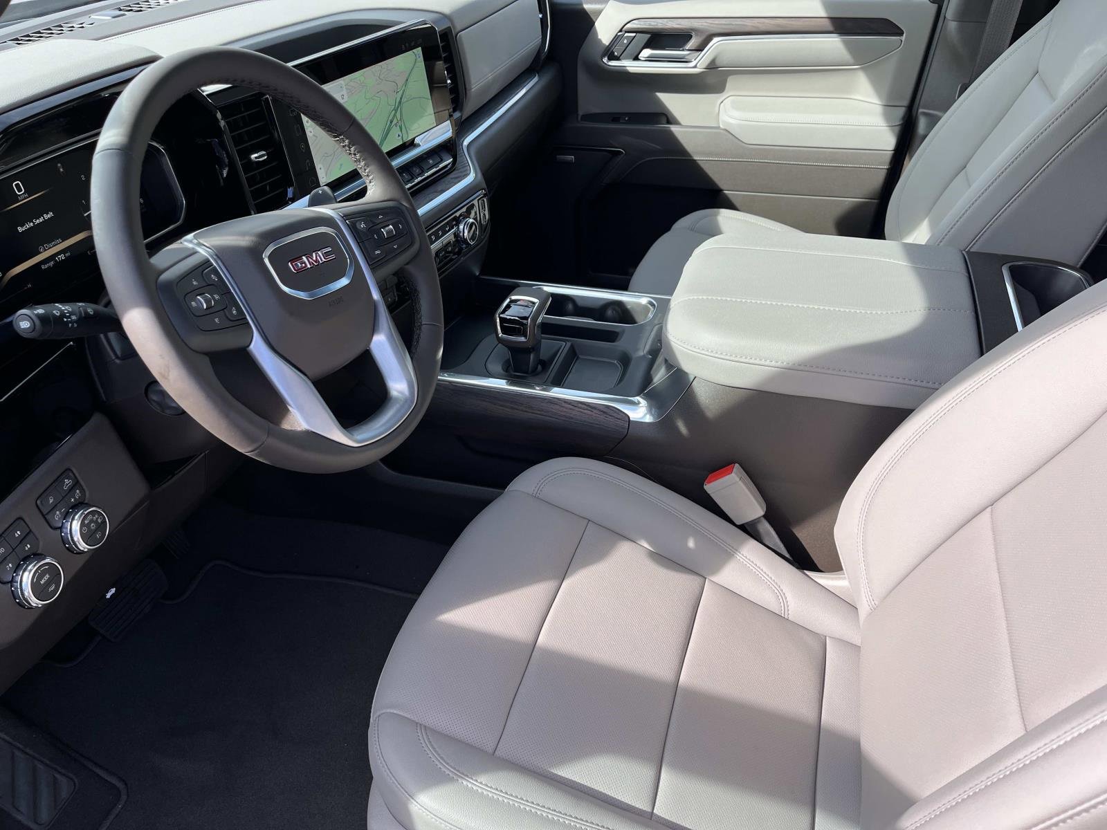 New 2026 GMC Sierra 1500 SLT w/ SLT Premium Plus Package image 22