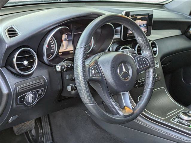 Used 2019 Mercedes-Benz GLC 300 image 10