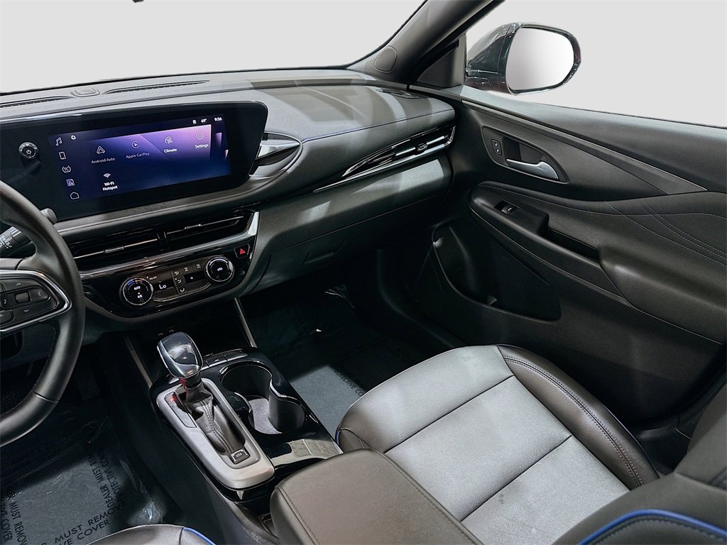 Used 2025 Buick Envista Sport Touring w/ Convenience II Package image 20